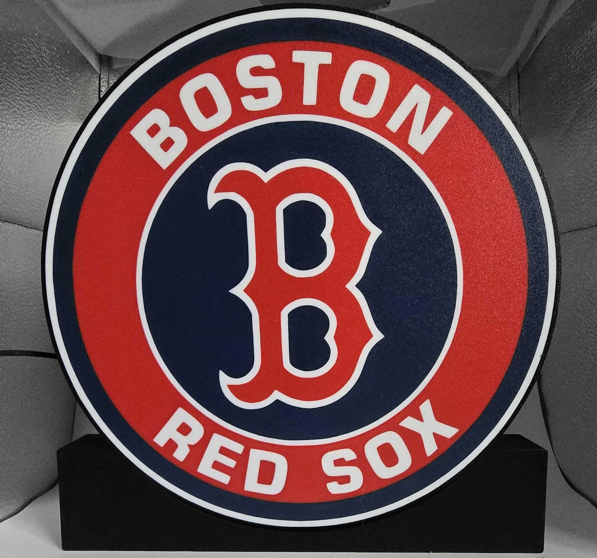 Get ready for the 2026 MLB Season with Lumealert and never miss a big moment again!